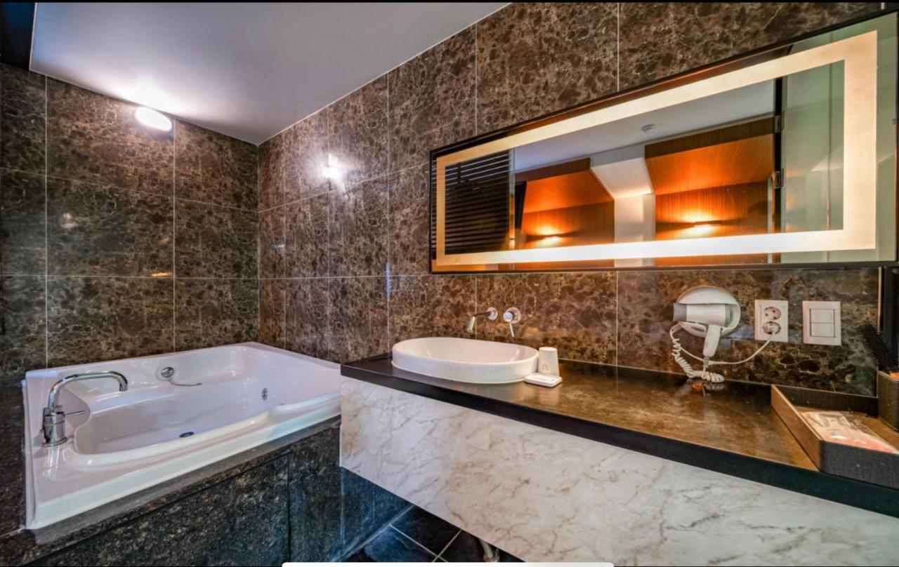 Haeundae Gary Cooper Hotel Busan Extérieur photo